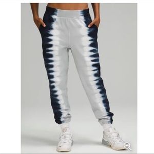 Lululemon LA Extreme Low Rise Jogger